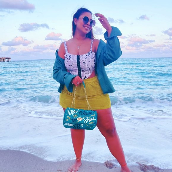 Prana Holi Designs - Picture 1 of 1